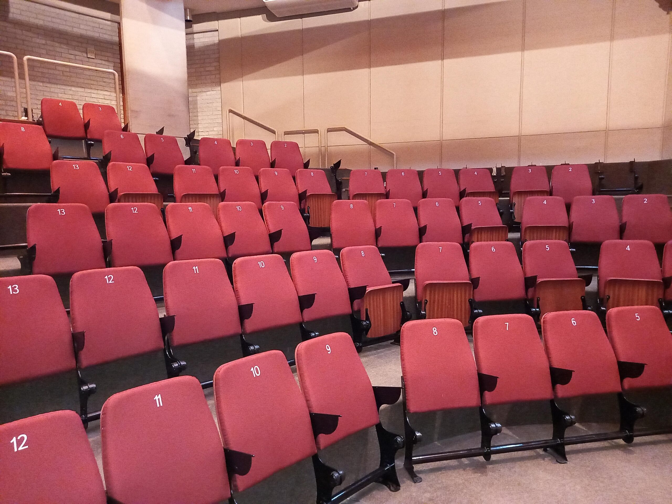 nassau chair installation 02